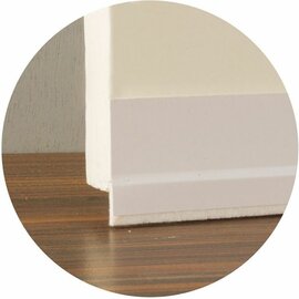Zelfklevende tochtstrip voor deuren wit met vilt (1 meter)